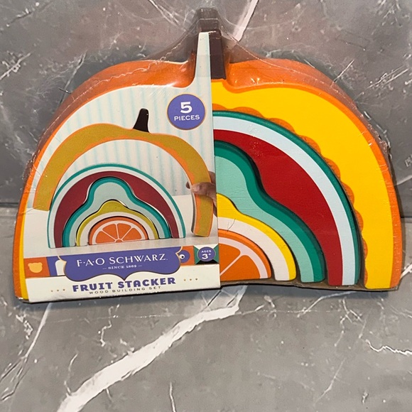 FAO Schwarz Stacked Fruit Slices - NEW - Picture 1 of 6